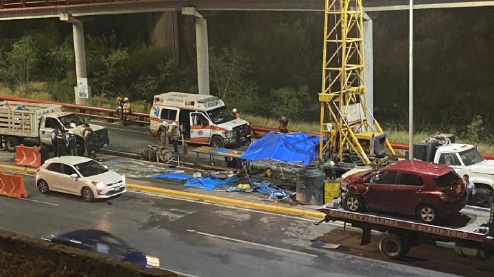 Camioneta se estrella contra maquinaria en Constitución