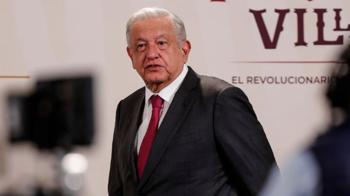AMLO denuncia censura de parte de YouTube por bajar video donde revela número de reportera