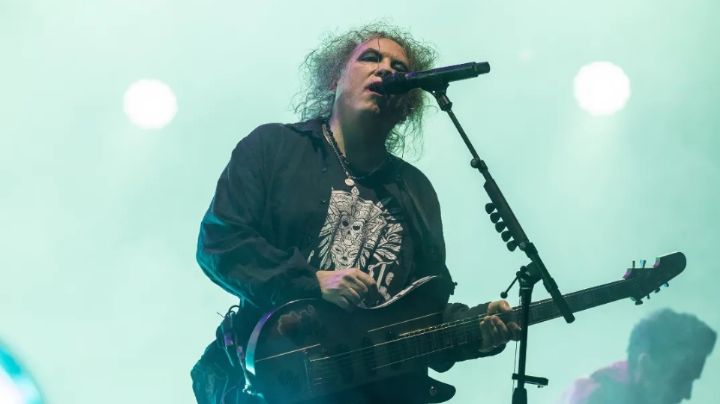 Corona Capital: Robert Smith, de The Cure, lució camiseta de diosa mexica