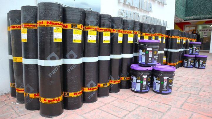 Protexa dona material para impermeabilizar Distrito DIF en Santa Catarina