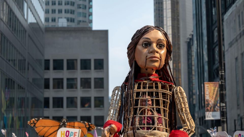 Amal, marioneta gigante, caminará en Monterrey | Facebook / The Walk