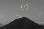 Captan extraña luz sobre el Volcán Popocatépetl