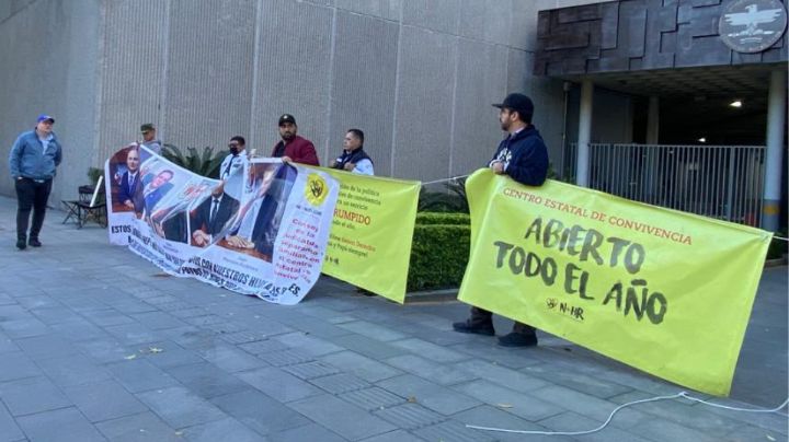 Padres protestan en el  Poder Judicial de NL, exigen convivir con sus hijos