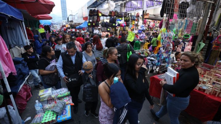 Papás regios gastan hasta 7 mil pesos en regalos para navidad