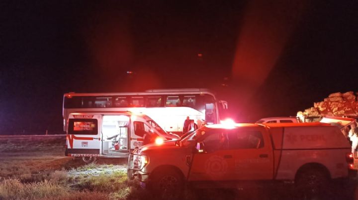 Accidente de autobús de pasajeros deja 10 lesionados en Galeana, NL