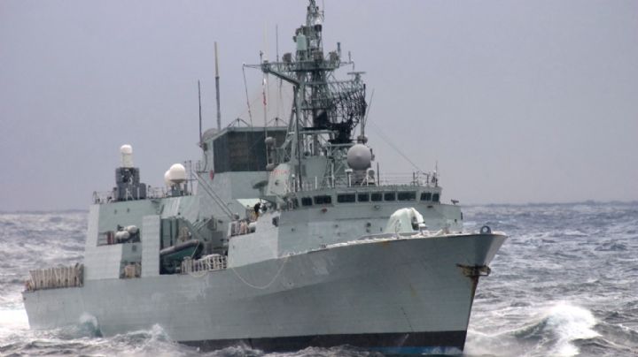 Buque de guerra y varios barcos de EU son atacados en el Mar Rojo