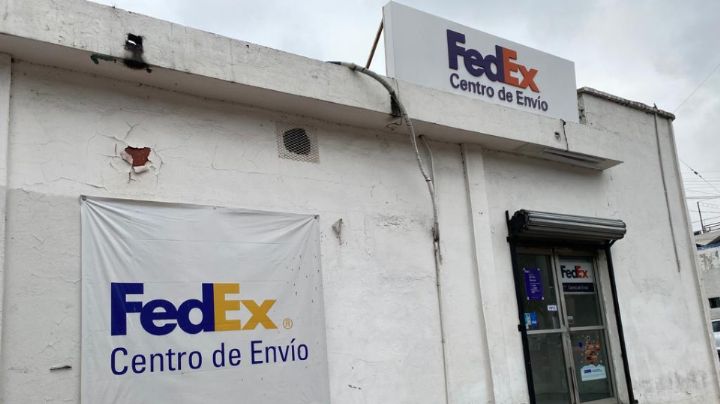 Usuarios aquejan retrasos en entregas vía FedEx