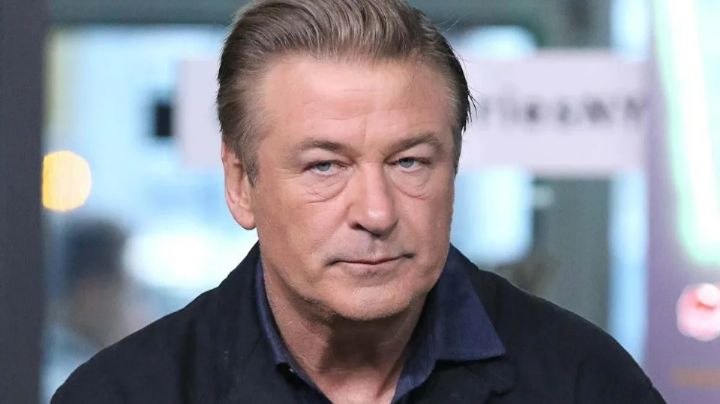 Alec Baldwin remata mansión en Los Hamptons