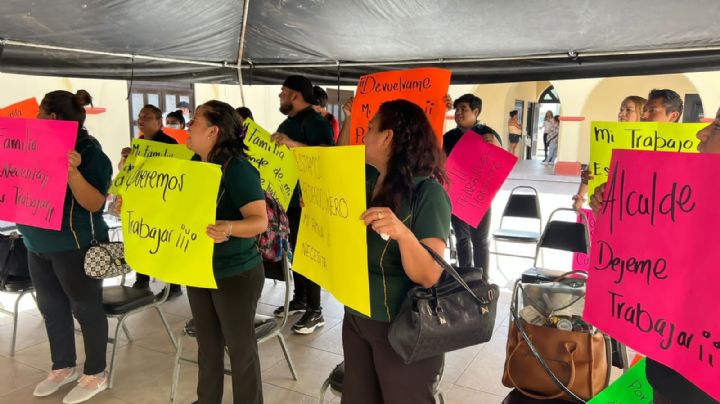 Trabajadores de casas de empeño protestan en Pesquería