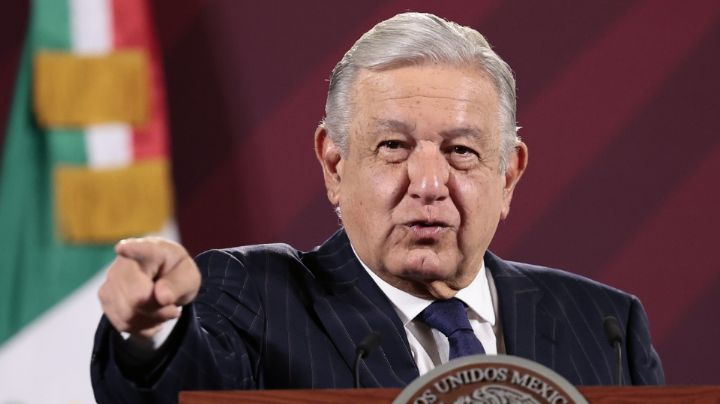 Insiste AMLO con que el Ejército entregó 'toda la información' del caso Ayotzinapa