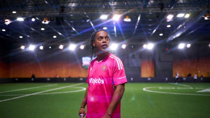 Ronaldinho vuelve a jugar y la Kings League rompe el récord de espectadores