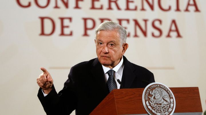 La radio es la campeona de la manipulación: AMLO