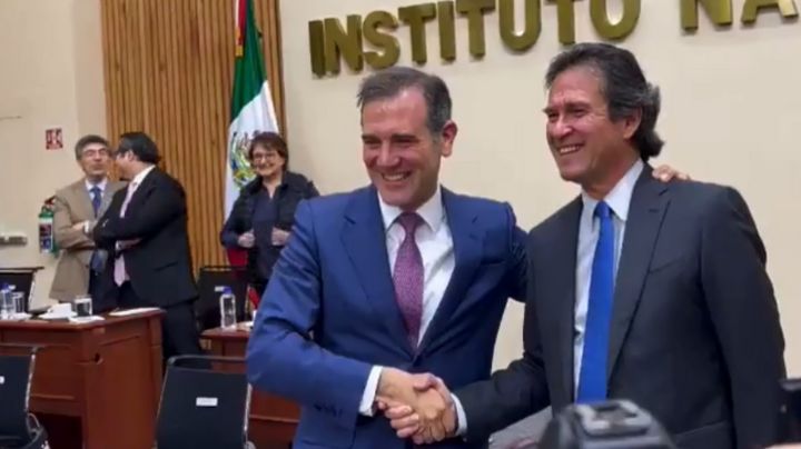 Edmundo Jacobo es restituido al INE como secretario ejecutivo