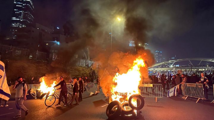 Protestan medio millón de israelíes tras cese del Ministro de Defensa