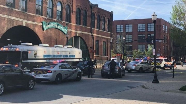 Tiroteo en banco de Louisville deja cuatro muertos y ocho heridos en Estados Unidos