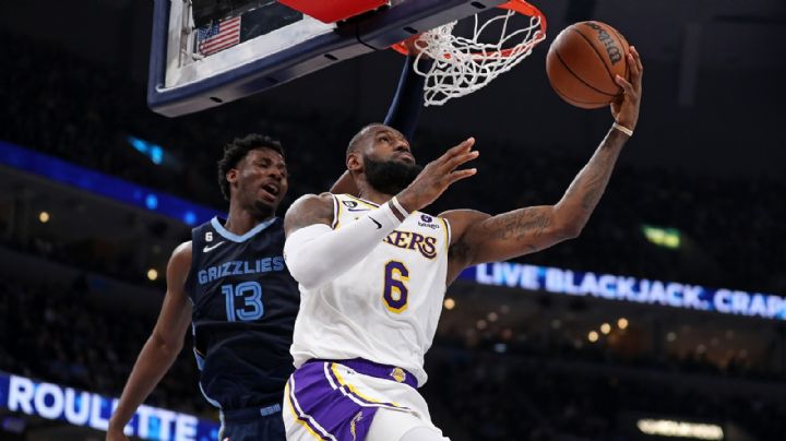NBA: Lakers se anotan el primer asalto y Morant se lesiona en Grizzlies