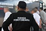 Trasladan a 61 reos del Penal de Cadereyta al 1 de Apodaca