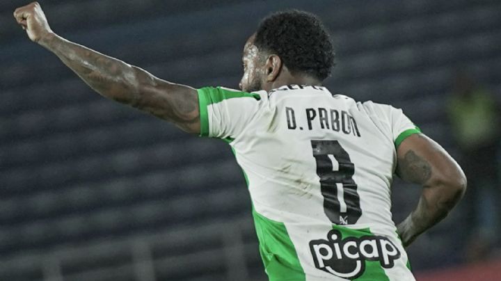 Dorlan Pabón anota hat trick con Atlético Nacional en Copa Libertadores