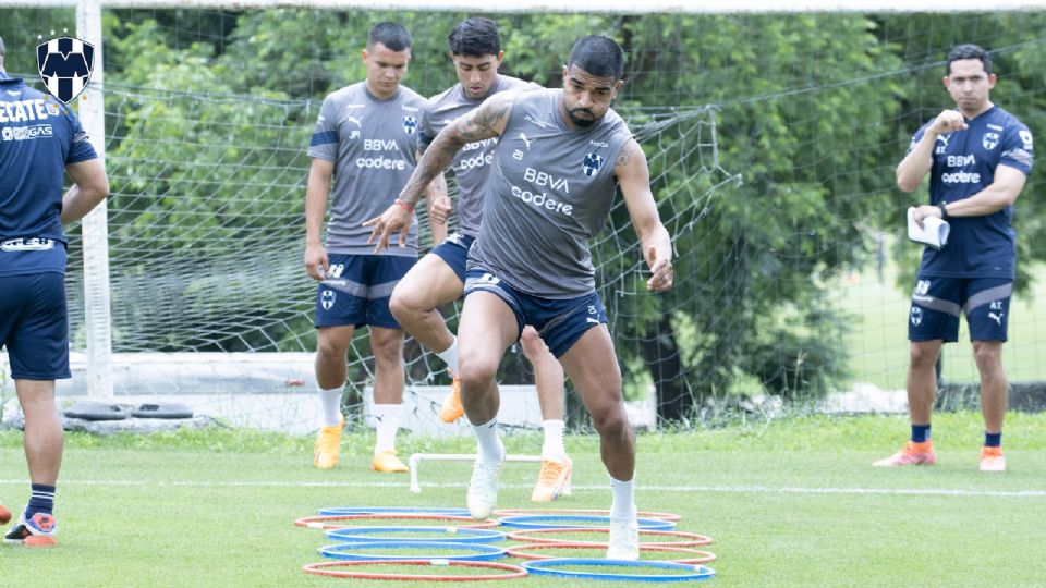 Rodrigo Aguirre comandará junto con German Berterame el ataque del Monterrey ante los Cañoneros.
