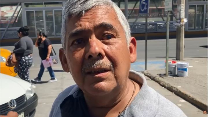 Hombre rentaba banquitos para sobrevivir; IMSS 16 en Torreón ya no lo dejó