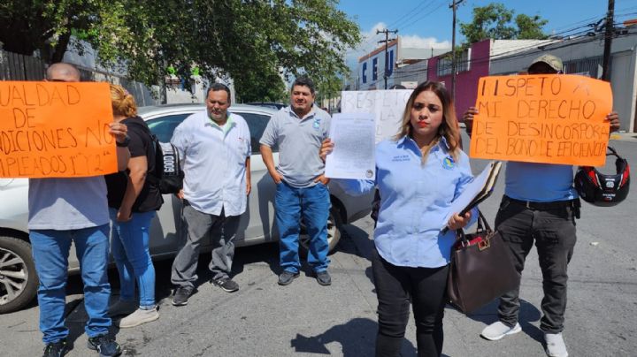 Trabajadores del Servicio Postal exigen que les reciban proyecto
