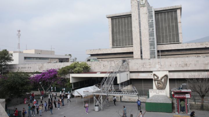 Clínicas de IMSS e ISSSTE sufren por falta de clima en Nuevo León