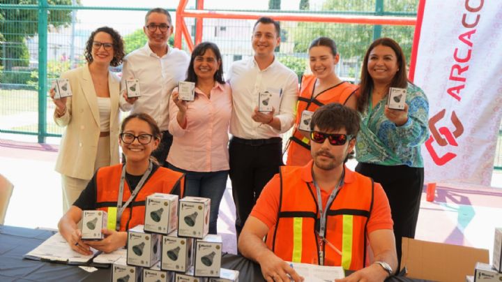 "Ahórrate un Chorro" dona 15 mil regaderas a la comunidad neolonesa