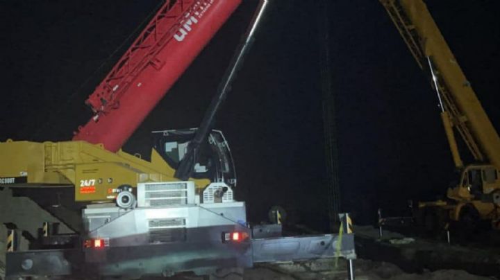 Muere hombre al caerle tubo de 25 toneladas