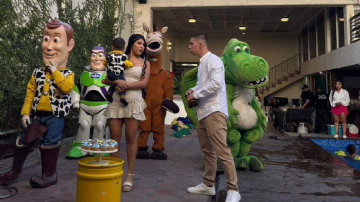 Mujer se queja de 'horrible' show infantil que arruinó fiesta en Monterrey