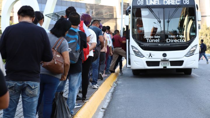 Transporte y contaminación, principales problemas de NL: Encuesta