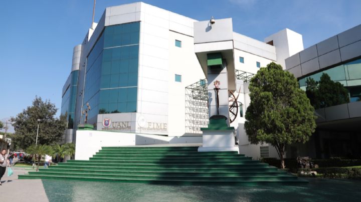 UANL premia a los 14 mejores estudiantes de facultades