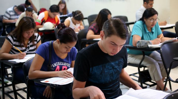 Aspirantes se preparan para el 'Concurso de Ingreso a Licenciatura' en la UANL
