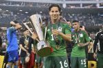 "Feliz de un campeonato": Diego Lainez a su regreso
