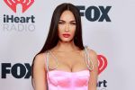 Megan Fox es aventada cuando hombre intentó agredir a su pareja