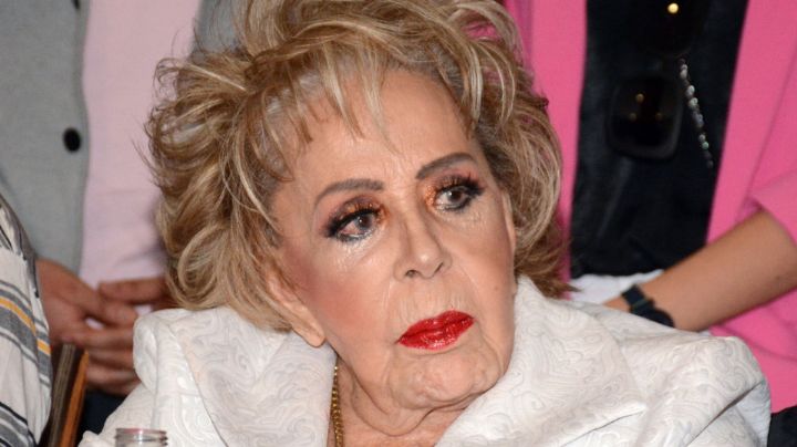 Hospitalizan a Silvia Pinal; se encuentra en terapia intensiva