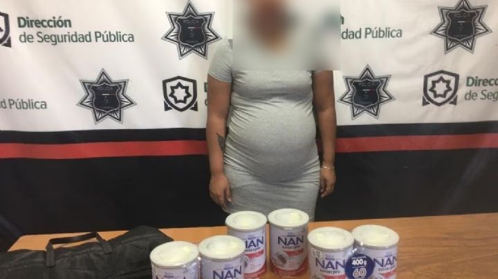 Detienen a mujer embarazada; intentó robar 6 latas de leche en polvo