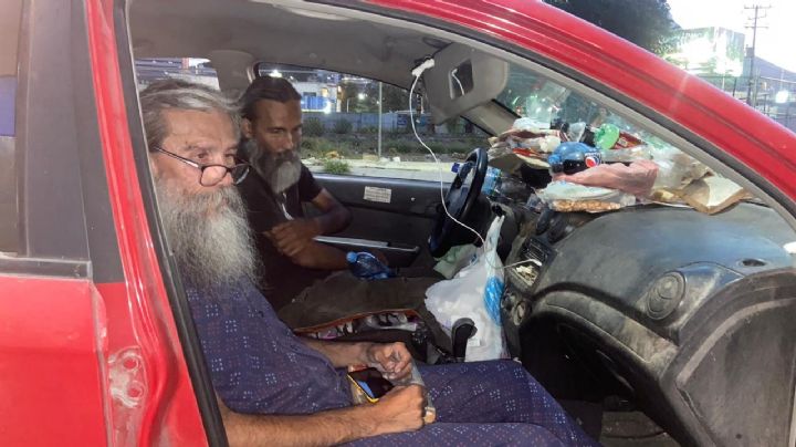 Exmaestro de FIME que vive en su auto pide ayuda con donativos