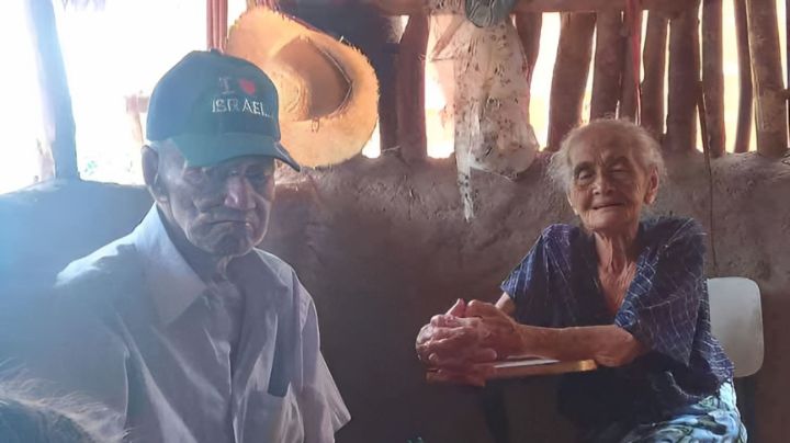 Abuelitos que estuvieron casados por 78 años, fallecieron con 4 horas de diferencia