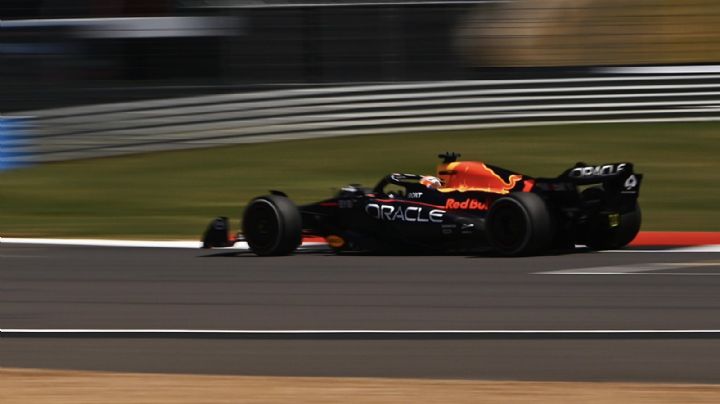 ‘Checo’ acaba segundo en primera práctica de Silverstone