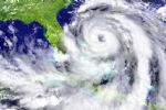 Huracán Hilary toca tierra en Baja California, ahora como tormenta tropical