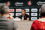 Roberto Medina, el técnico más exitoso de Tigres Femenil, visita a las felinas