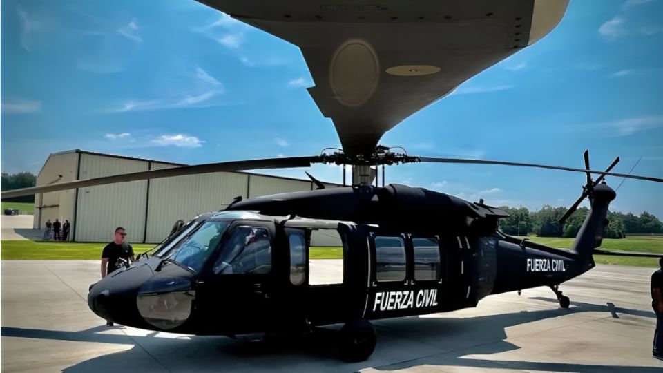 El helicóptero artillado Black Hawk tiene un valor de casi 5 millones de dólares que equivalen aproximadamente 85 millones de pesos.