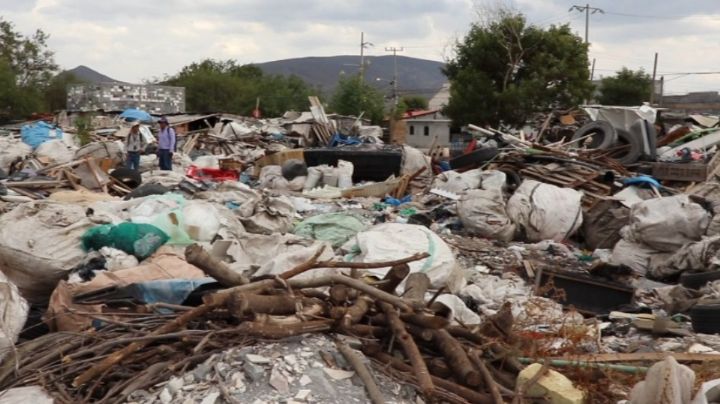 Retiran toneladas de basura del río Pesquería