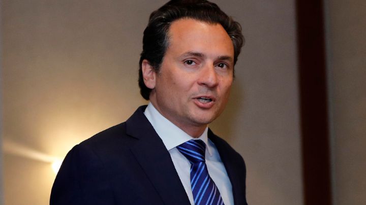 Lozoya promueve amparo para no perder residencia en Las Lomas
