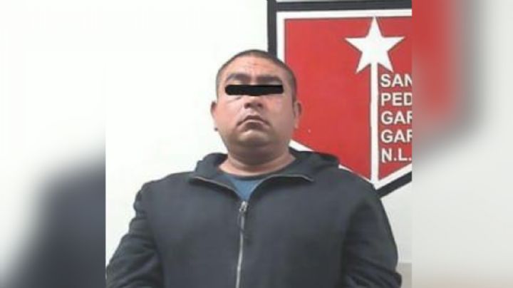Detienen a hombre por robar cigarros en tienda de conveniencia en San Pedro