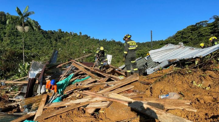 Colombia declara desastre natural por derrumbes que dejaron 33 muertos y 10 desaparecidos