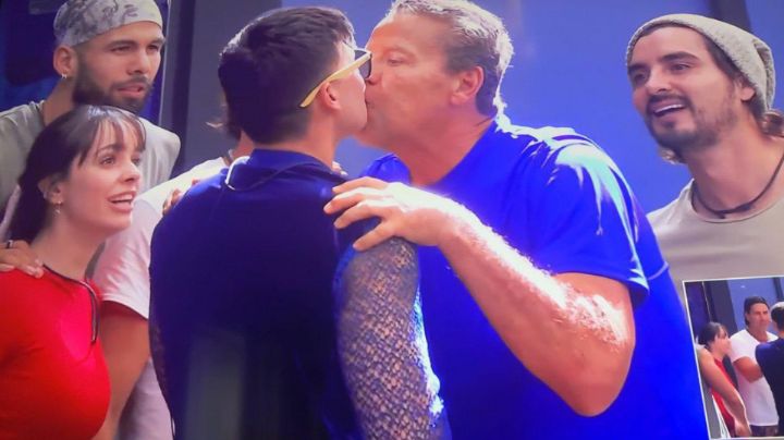 VIDEO: Alfredo Adame besa a 'La Divaza' en La Casa de los Famosos 4