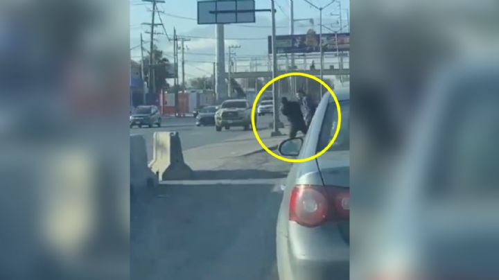 Pelea entre automovilistas detiene el tráfico en avenida Manuel L. Barragán