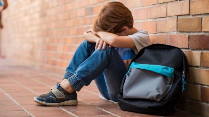 Estudiante sufre agresión sexual con una escoba por 8 compañeros en Portugal