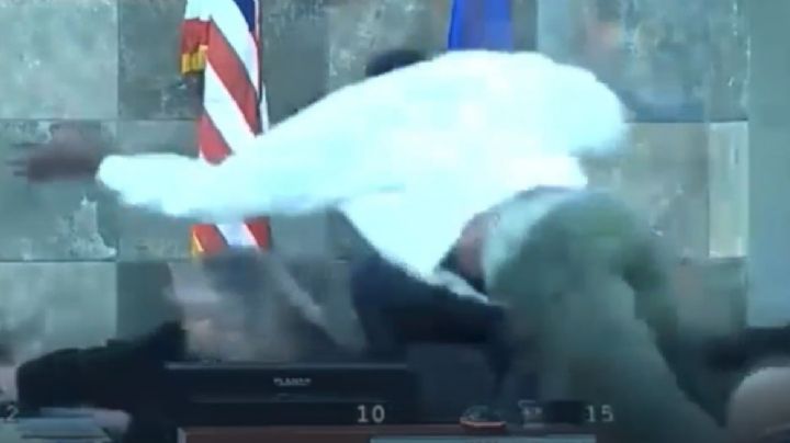 Hombre ataca a jueza durante sentencia en Las Vegas